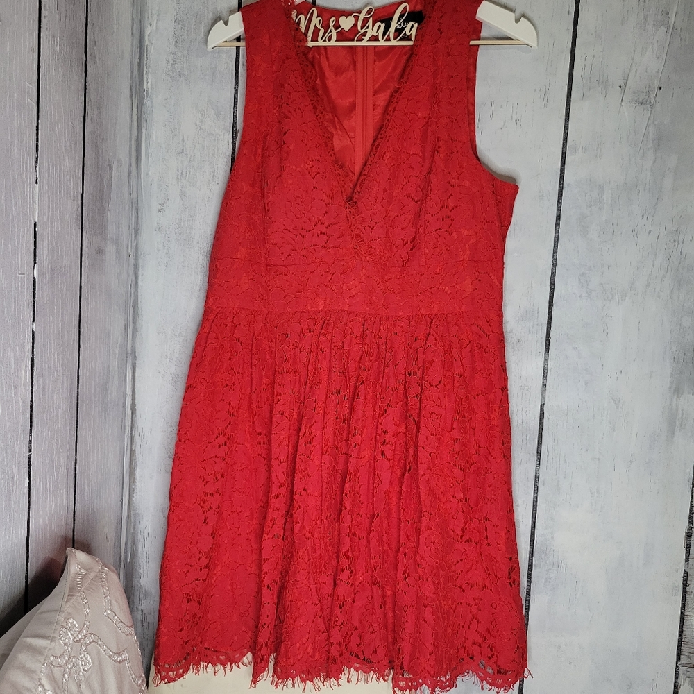 Lulus Red Eyelet Lace V-neck Fit Flare Scallop Dress